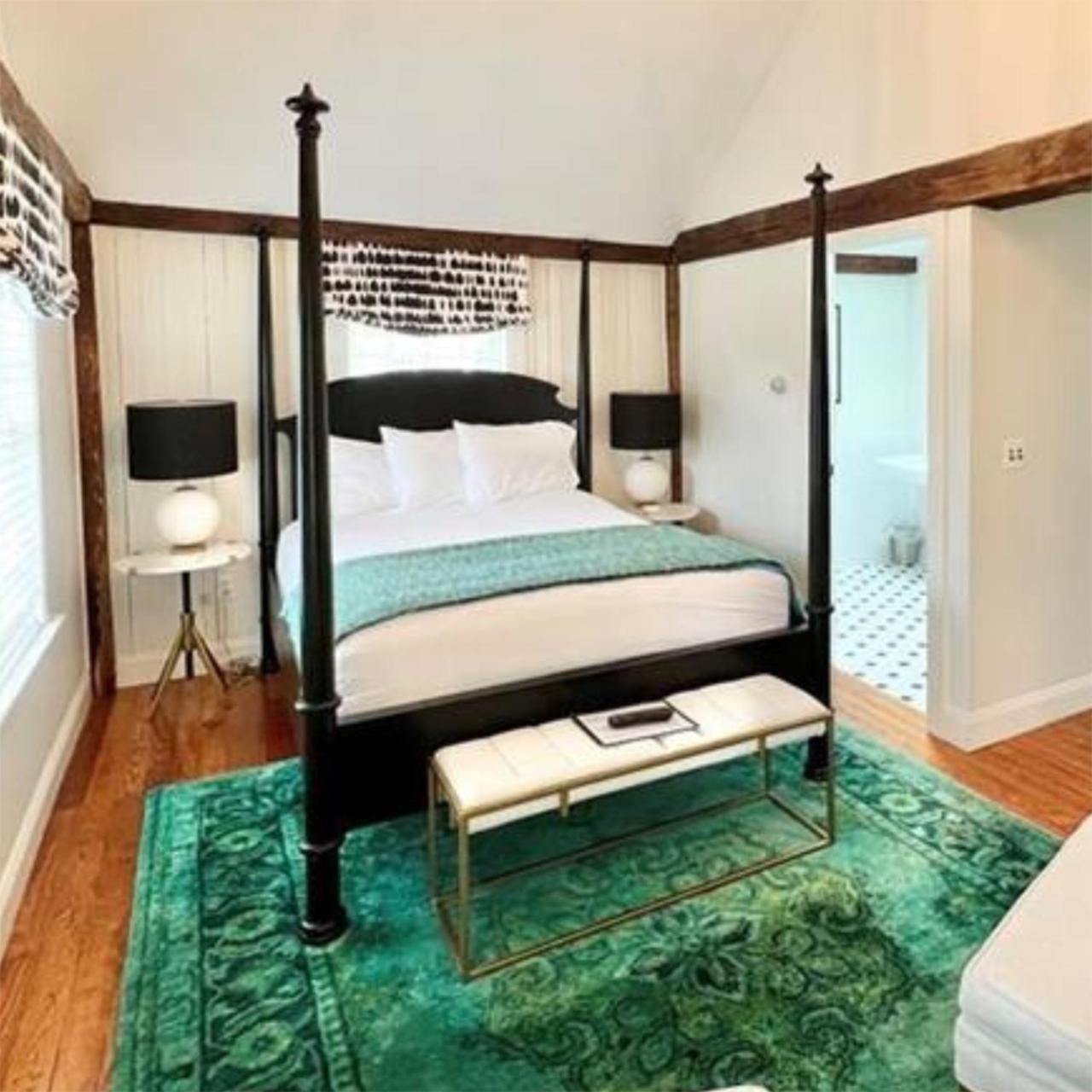 James Pharmacy Bed And Breakfast Old Saybrook Bagian luar foto