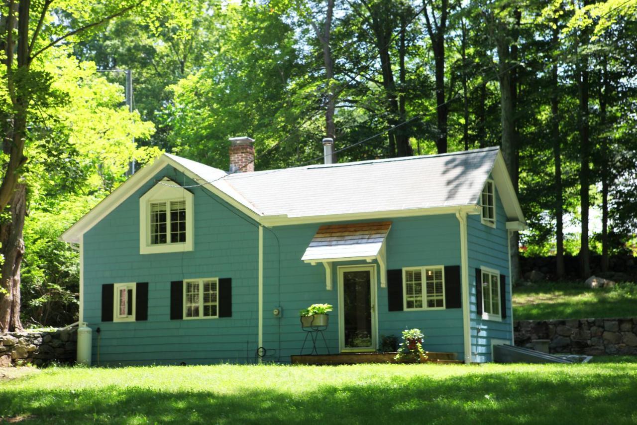 James Pharmacy Bed And Breakfast Old Saybrook Bagian luar foto