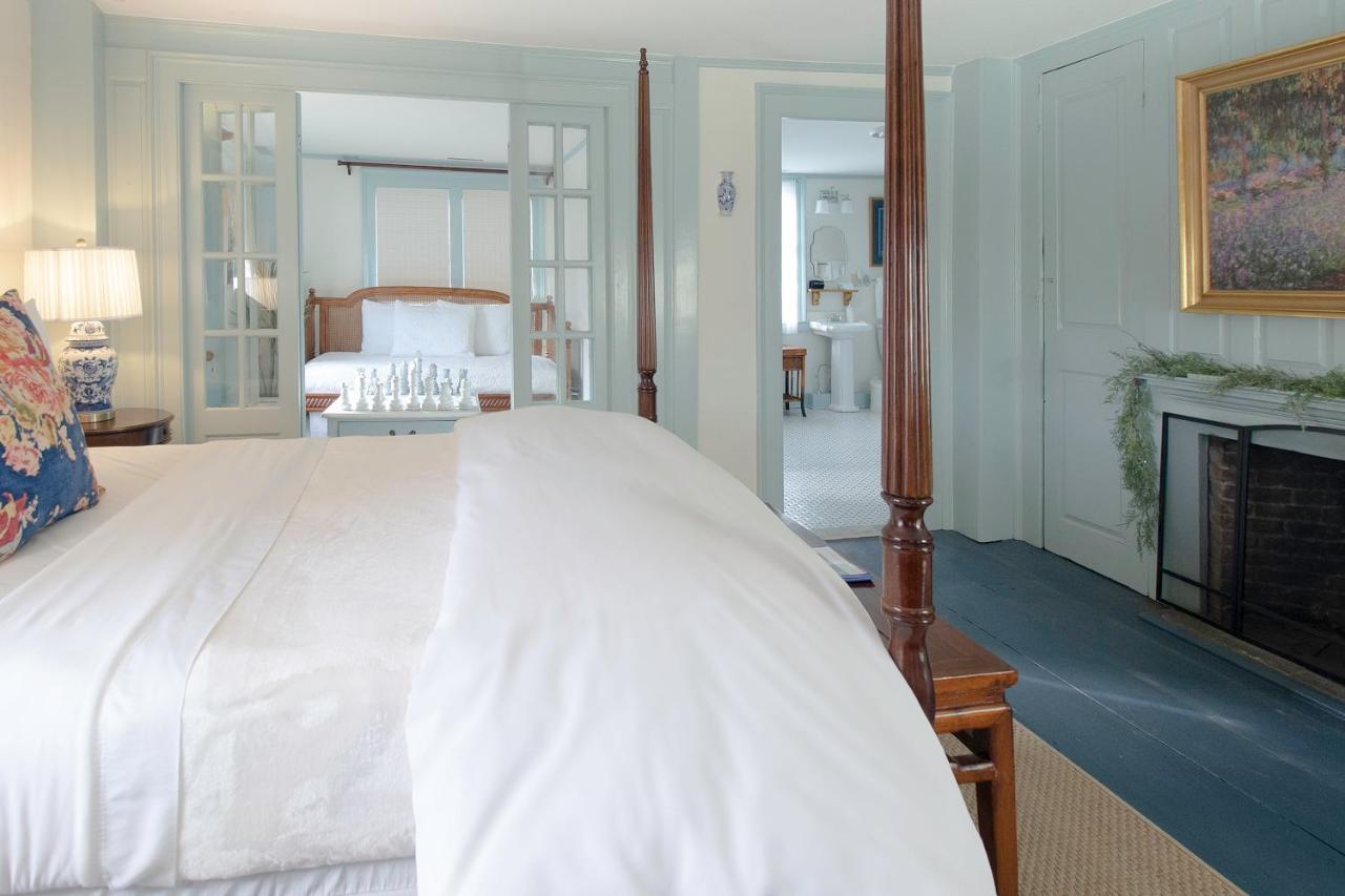 James Pharmacy Bed And Breakfast Old Saybrook Bagian luar foto